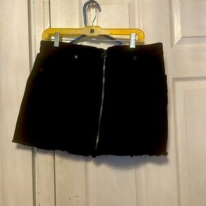 Jean mini skirt black size 12 zipper in the front